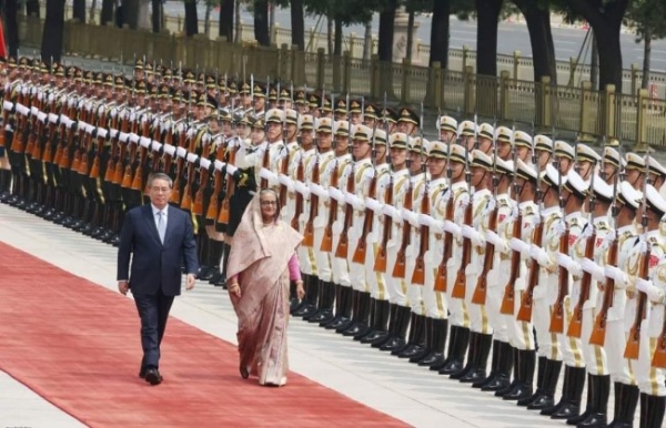 Guard of honor to PM Sheikh Hasina in China