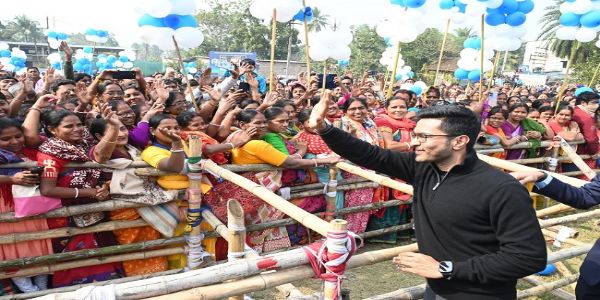 নীতিই রাজনীতির ঊর্ধ্বে, সেবাশ্রয় শিবিরের মাধ্যমে জনসেবার দৃষ্টান্ত স্থাপন করছেন অভিষেকের