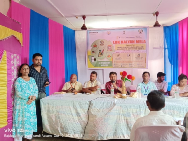 মেলায় বক্তব্য পেশ করছেন সিটি প্রজেক্ট ম্যানেজার সাইদুর রহমান চৌধুরী