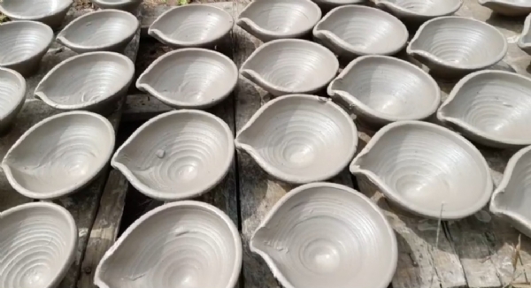মাটির প্রদীপ