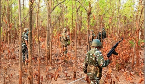 ছত্তিশগড়ে ফের সাফল্য, গুলির লড়াইয়ে নিহত ৩ মাওবাদী