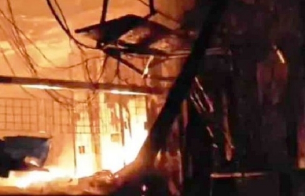 মধ্যপ্রদেশে দোকানে ভয়াবহ আগুন, নিয়ন্ত্রণে দমকল