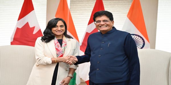 অনিতা আনন্দের সঙ্গে সাক্ষাৎ পীযূষের, দ্বিপাক্ষিক বিষয়ে হল আলোচনা
