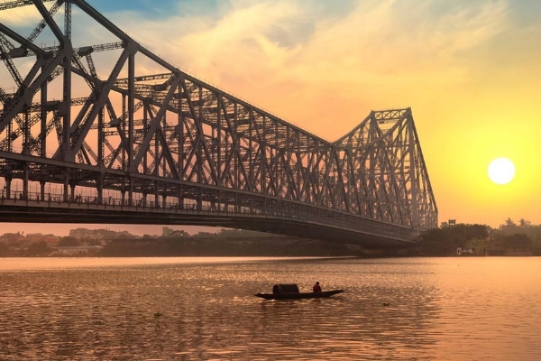 বৃষ্টির বিদায়ে শুষ্ক আবহাওয়া, পশ্চিমের জেলায় কমবে তাপমাত্রা