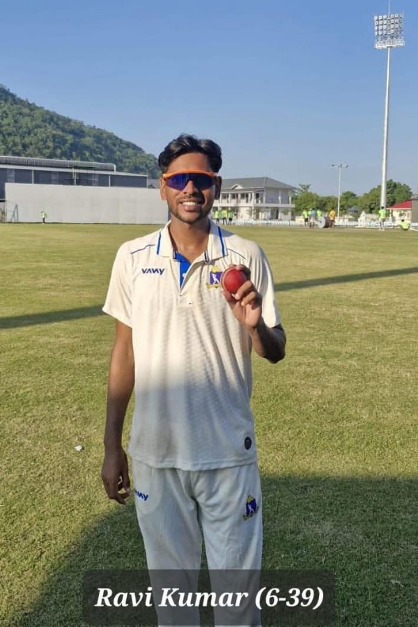 আসামের বিরুদ্ধেই রবি বল হাতে সফল