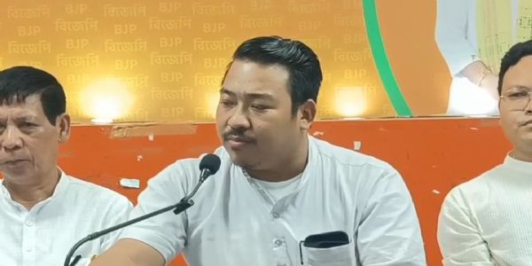 মুখ্যমন্ত্রীকে বাংলাদেশি আখ্যা দেওয়ার ঘটনার নিন্দা প্রদেশ বিজেপির