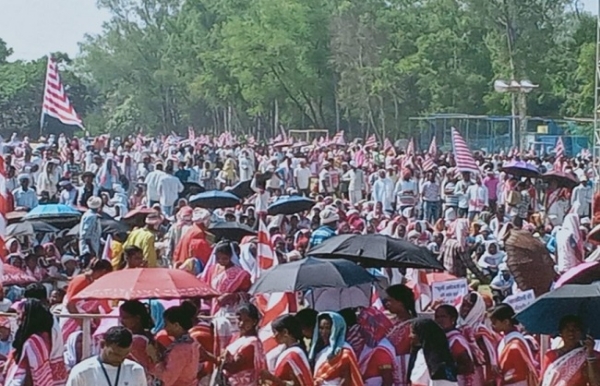 রাঁচিতে আদিবাসী হুঙ্কার র‍্যালি : কুড়মিদের এসটি দাবির প্রতিবাদে জমায়েত হাজারো মানুষ