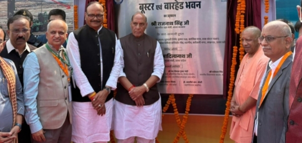 আত্মনির্ভরতার ক্ষেত্রে মাইলফলক, ব্রাহ্মোস ক্ষেপণাস্ত্রের প্রথম ব্যাচের উদ্বোধন রাজনাথের