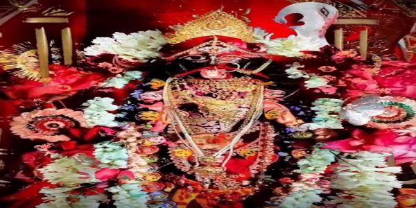 রাঁচির কালীপুজোর প্যান্ডেলে ১১০১ জন মহিলার মহাআরতি