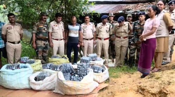 নেশা সামগ্রী বাজেয়াপ্ত