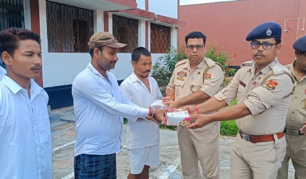 পুলিশের সামাজিক কর্মসূচি