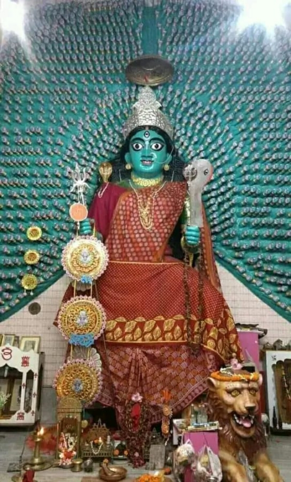 দক্ষিণীদের কাছেও পূজিতা হাওড়ার হাজারহাত কালীমাতা