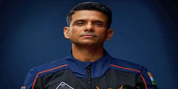 মহাকাশ থেকে তোলা উজ্জ্বল ভারতের ভিডিও দিয়ে দিওয়ালির শুভেচ্ছা শুভাংশুর