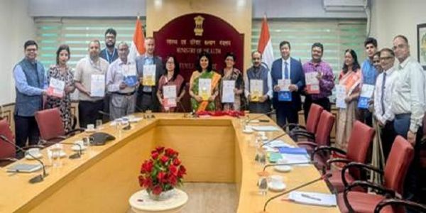 রাসায়নিক আপৎকালীন পরিস্থিতিতে জনস্বাস্থ্য ব্যবস্থা নিয়ে ট্রেনিং মডিউলের সূচনা করলেন কেন্দ্রীয় স্বাস্থ্য সচিব