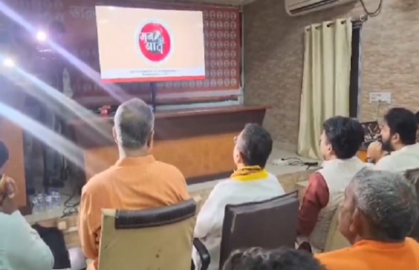 কলকাতার দলীয় কার্যালয়ে মন কি বাত শুনলেন বিরোধী দলনেতা শুভেন্দু কলকাতার দলীয় কার্যালয়ে মন কি বাত শুনলেন বিরোধী দলনেতা শুভেন্দু