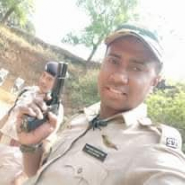 পুলিশ কনস্টেবল পুলিশ কনস্টেবল