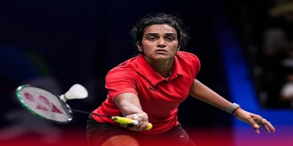 সরে দাঁড়ালেন পিভি সিন্ধু