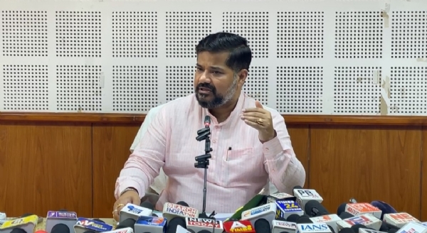 মন্ত্রী সুশান্ত চৌধুরী মন্ত্রী সুশান্ত চৌধুরী