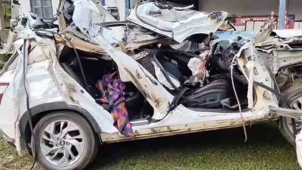 দুর্ঘটনাগ্রস্ত হুন্ডাই ক্রিটা দুর্ঘটনাগ্রস্ত হুন্ডাই ক্রিটা