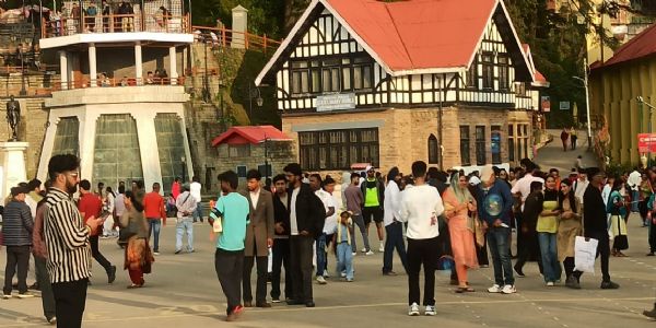 হিমাচলে শীতের আমেজ, পাহাড়ি জনজীবনে প্রভাব