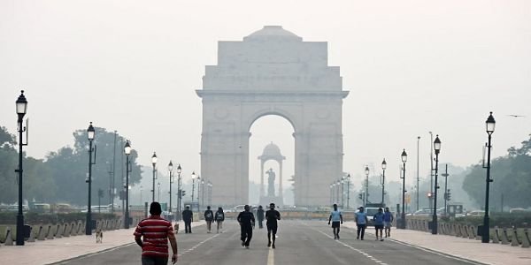 দিল্লির বাতাস ‘খুব খারাপ’ পর্যায়ভুক্ত