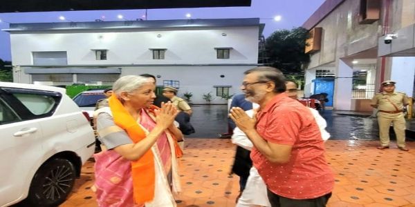 (আপডেট) খারাপ আবহাওয়া, ভুটান সফর বাতিল নির্মলা সীতারমনের