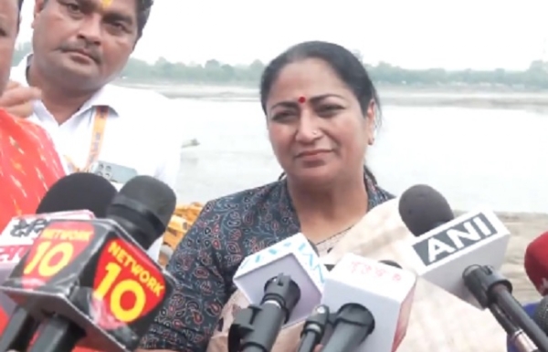 ছটপুজোর আগে দিল্লিতে যমুনার স্বচ্ছতায় জোর দিলেন মুখ্যমন্ত্রী রেখা