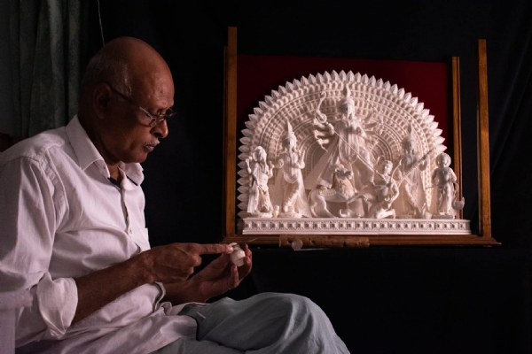 বহরমপুর শোলা শিল্পালয়ের সৌজন্যে