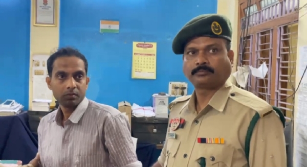 আসামি গ্রেফতার