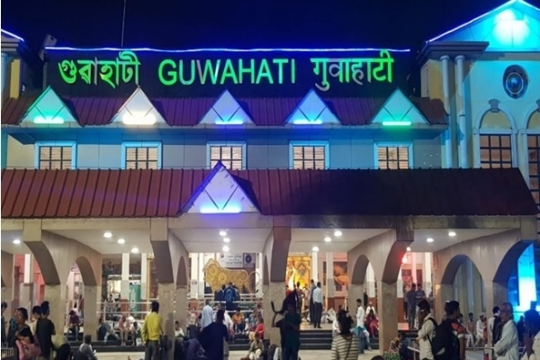 ১০০ শতাংশ প্লাস্টিক পুনর্ব্যবহারযোগ্য স্টেশনের পথে গুয়াহাটি রেলওয়ে স্টেশন