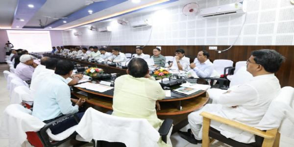 মুখ্যমন্ত্রীর উপস্থিতিতে মাতা ত্রিপুরাসুন্দরী মন্দির ট্রাস্টের বৈঠক