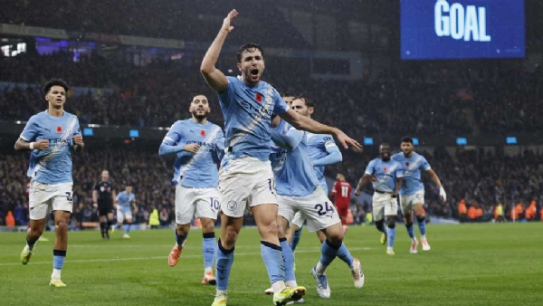 লিভারপুলকে উড়িয়ে দিল সিটি