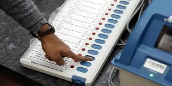 মঙ্গলবার ৬ রাজ্য ও একটি কেন্দ্রশাসিত অঞ্চলের আটটি বিধানসভা আসনে উপনির্বাচন