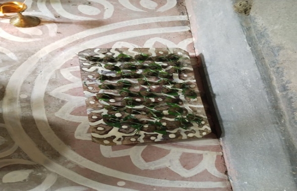 পৌড়াষ্টমীতে রাঢ় বাংলার উৎকল সমাজে পুঁড়া পূজার উৎসবমুখরতা পৌড়াষ্টমীতে রাঢ় বাংলার উৎকল সমাজে পুঁড়া পূজার উৎসবমুখরতা