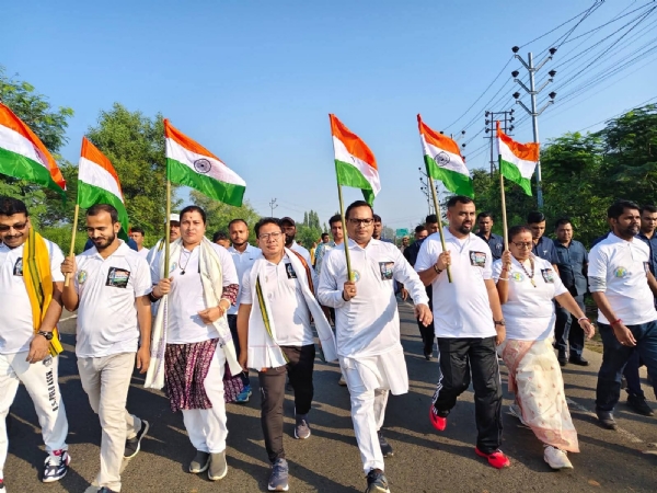 পদাযাত্রায় মন্ত্রী কিশোর বর্মণ