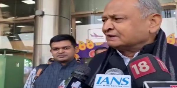 বিহারে ভোটের প্রকৃত ফলের জন্য ১৪ নভেম্বর পর্যন্ত অপেক্ষা করুন, আহ্বান গেহলটের