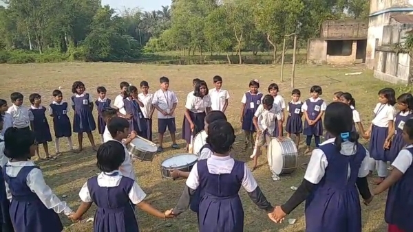 মিড ডে মিল