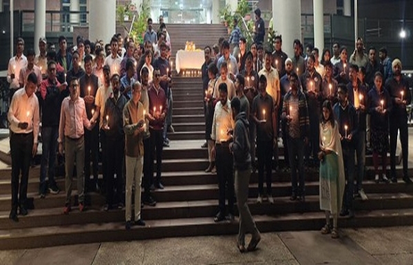 মোমবাতি মিছিল