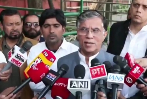 পবন খেরা পবন খেরা