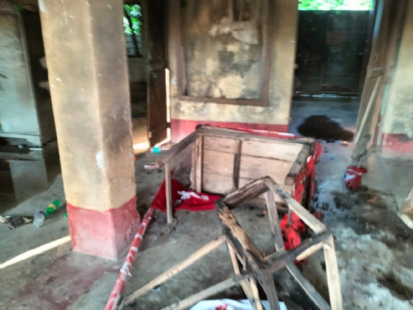 সিপিআইএম পার্টি অফিসে ভাঙচুর সিপিআইএম পার্টি অফিসে ভাঙচুর