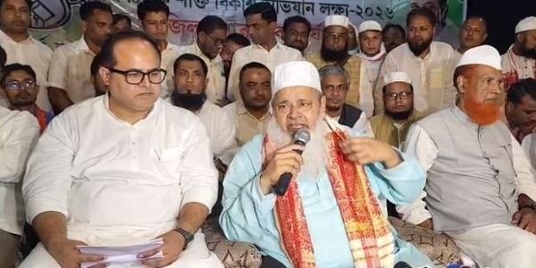 অসম বিধানসভা নির্বাচনে আসাদউদ্দিনের সঙ্গে জোটের ইঙ্গিত এআইইউডিএফ-প্রধান আজমলের