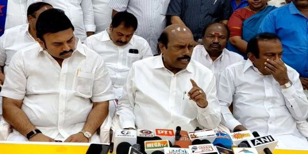 বর্তমানে এসআইআর-এর প্রয়োজন নেই, তীব্র নিন্দা জানাই, বললেন ই ভি ভেলু