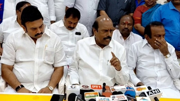 ই ভি ভেলু ই ভি ভেলু