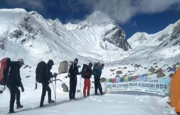 আপার মুস্তাংয়ে প্রতিদিন বিদেশিদের জন্য নতুন করে ৫০ ডলার ফি আপার মুস্তাংয়ে প্রতিদিন বিদেশিদের জন্য নতুন করে ৫০ ডলার ফি