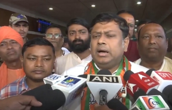 সুকান্ত মজুমদার সুকান্ত মজুমদার