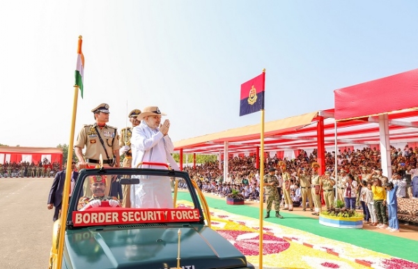 বিএসএফের সাফল্যের খতিয়ান স্বরাষ্ট্রমন্ত্রীর বিএসএফের সাফল্যের খতিয়ান স্বরাষ্ট্রমন্ত্রীর