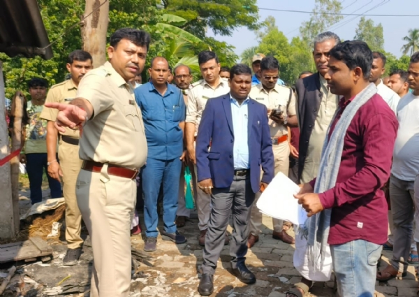 তৃণমূল কংগ্রেস সাংসদের আর্থিক সাহায্য প্রদান