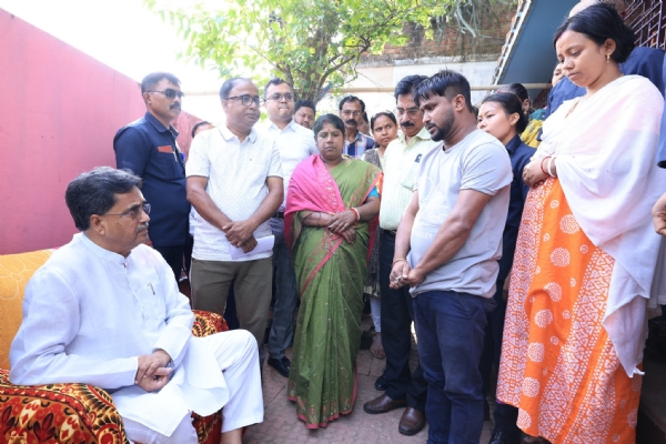 মুখ্যমন্ত্রী ডাঃ মানিক সাহা