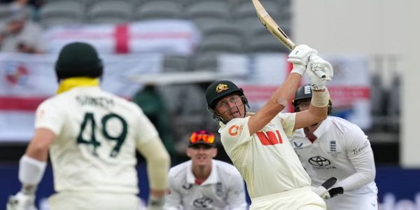 হেডের বিস্ফোরক সেঞ্চুরি, ইংল্যান্ডকে উড়িয়ে অ্যাশেজ এগিয়ে গেল অস্ট্রেলিয়া