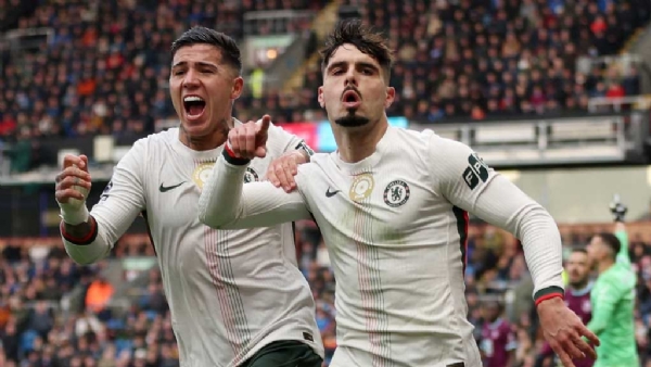 ইংলিশ প্রিমিয়ার লিগ:  আর্সেনালের সঙ্গে ব্যবধান কমাল চেলসি